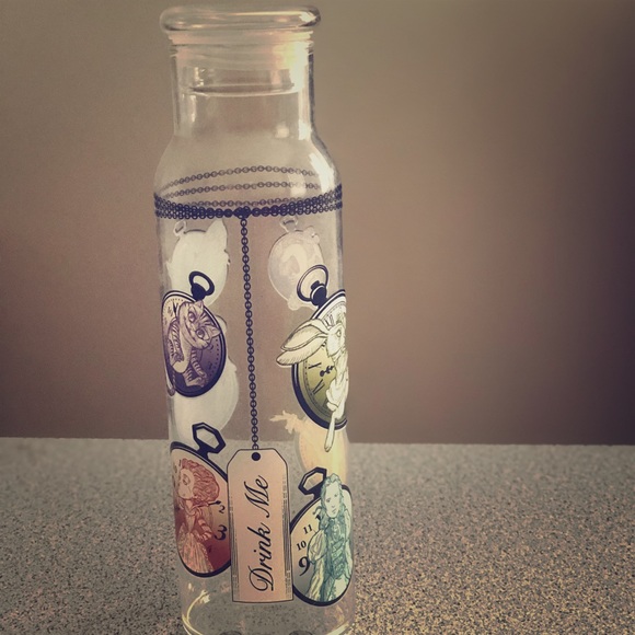 Disney’s Alice In Wonderland Glass Drinking Bottle - Picture 1 of 4
